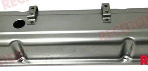 VALVE COVER
